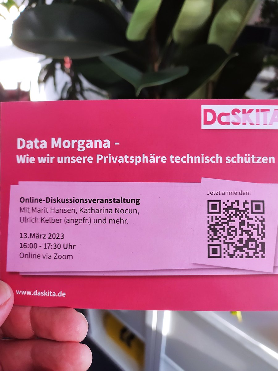 ernstundjan's tweet photo. Yesyesyoah! Hinter dem QR-Code liegt übrigens das Anmeldungsprozedere. #datamorgana #DSGVO #privacy https://t.co/ByrD9XTiaS