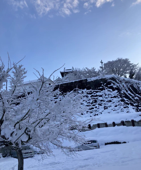 大雪の日のお城 