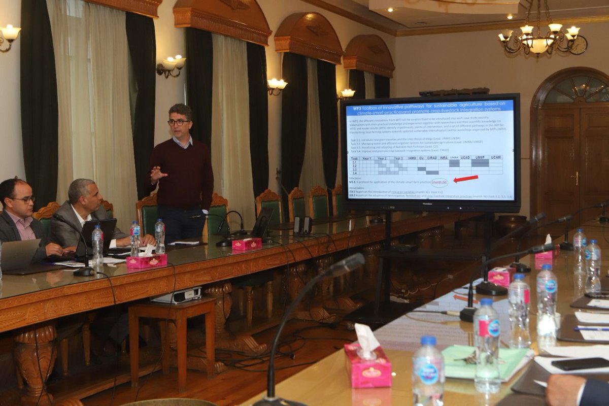 TRUSTFARM_FOSC's tweet photo. ♻️The third #TRUSTFARM management meeting took place from January 23 to 25, 2023, at Cairo University's Faculty of Agriculture in Egypt.
💹All partners contributed to the meeting's #success.
🤝Appreciation for your participation and work!
@foscera https://t.co/zzDPlYj7Hv