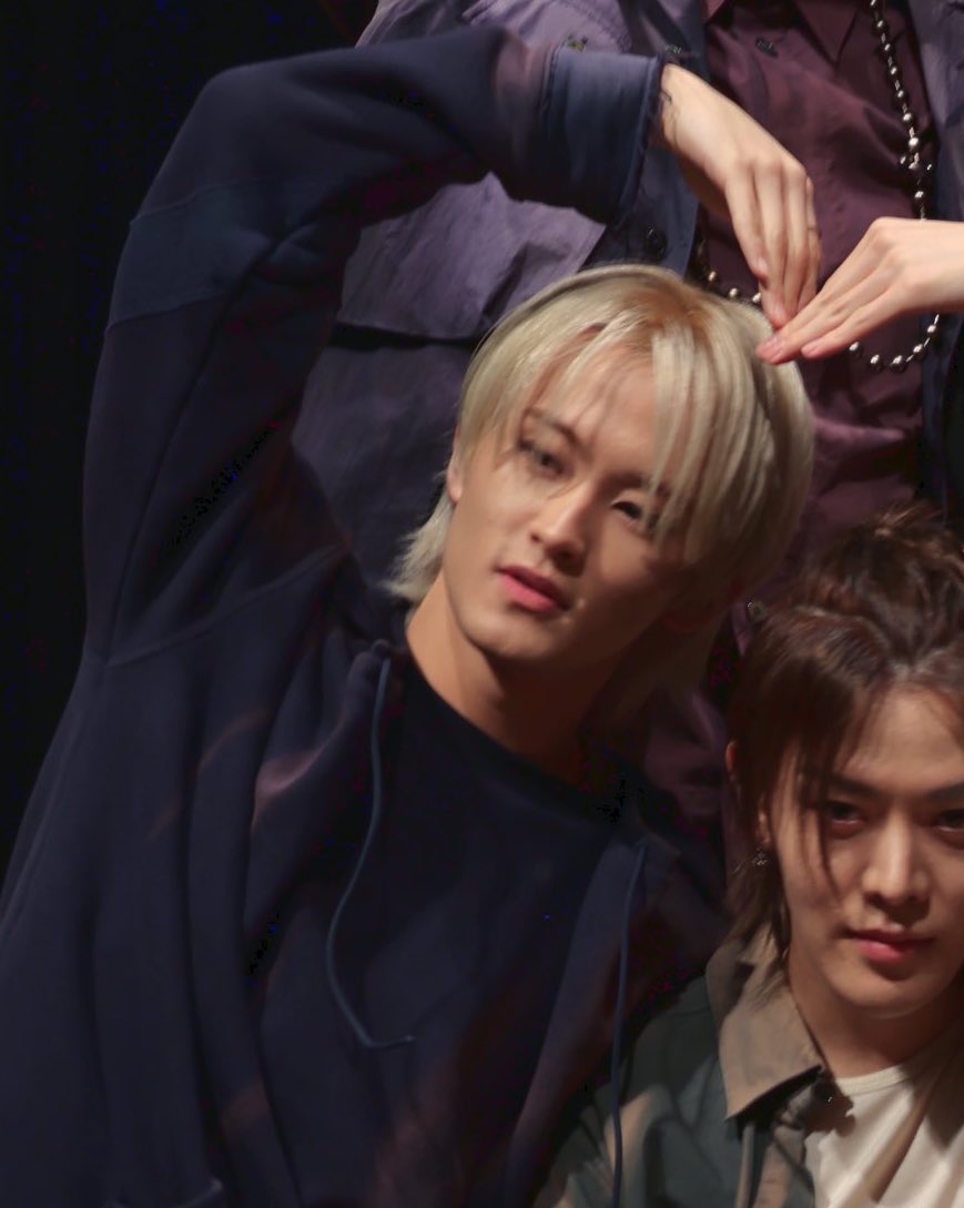 LOOKSMKL's tweet image. 🫶