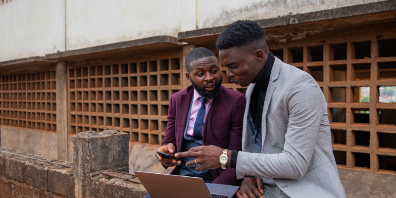 WBG_Digital's tweet image. From having a 2G mobile network to achieving 89% broadband coverage, the #RepublicofCongo 🇨🇬 has made significant strides in accelerating its #DigitalTransformation, but tackling #DigitalDivides is the next big challenge. 

Here's how it can be overcome: wrld.bg/8Wss50MNy9j