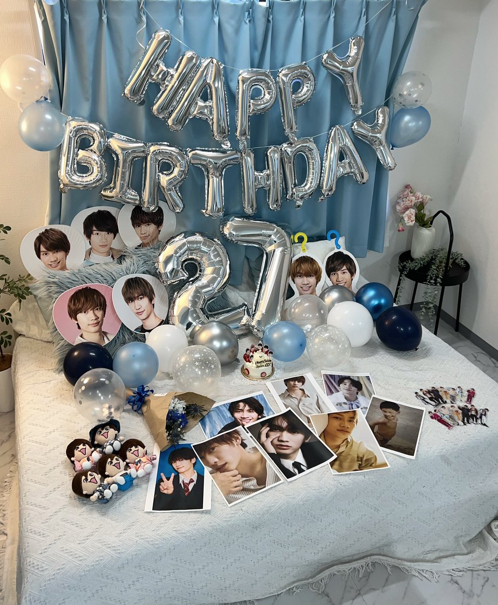 8pp__pp8's tweet photo. 💙02.08💙
コジコジとの丈くん誕生日会🎂
念願叶って楽しすぎた🫧
ギリギリに決めたとは思えんぐらいいい感じにできて大満足😇ケーキもお気に入り😂💙
いっぱい色んな話出来て楽しかった🎈
唯一の同担💙コジコジらぶ🫶🫶
丈くんおめでと〜〜💐 https://t.co/lY9Umtt5qy