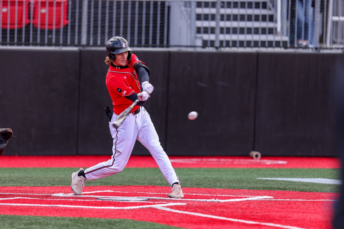 GoNUbaseball's tweet photo. 8️⃣ days to go!
CF Mike Sirota looks to pick up where he left off last season as a preseason All-CAA pick.
#HowlinHuskies #NCAABaseball #CollegeBaseballCountdown https://t.co/eBT15sjsA9