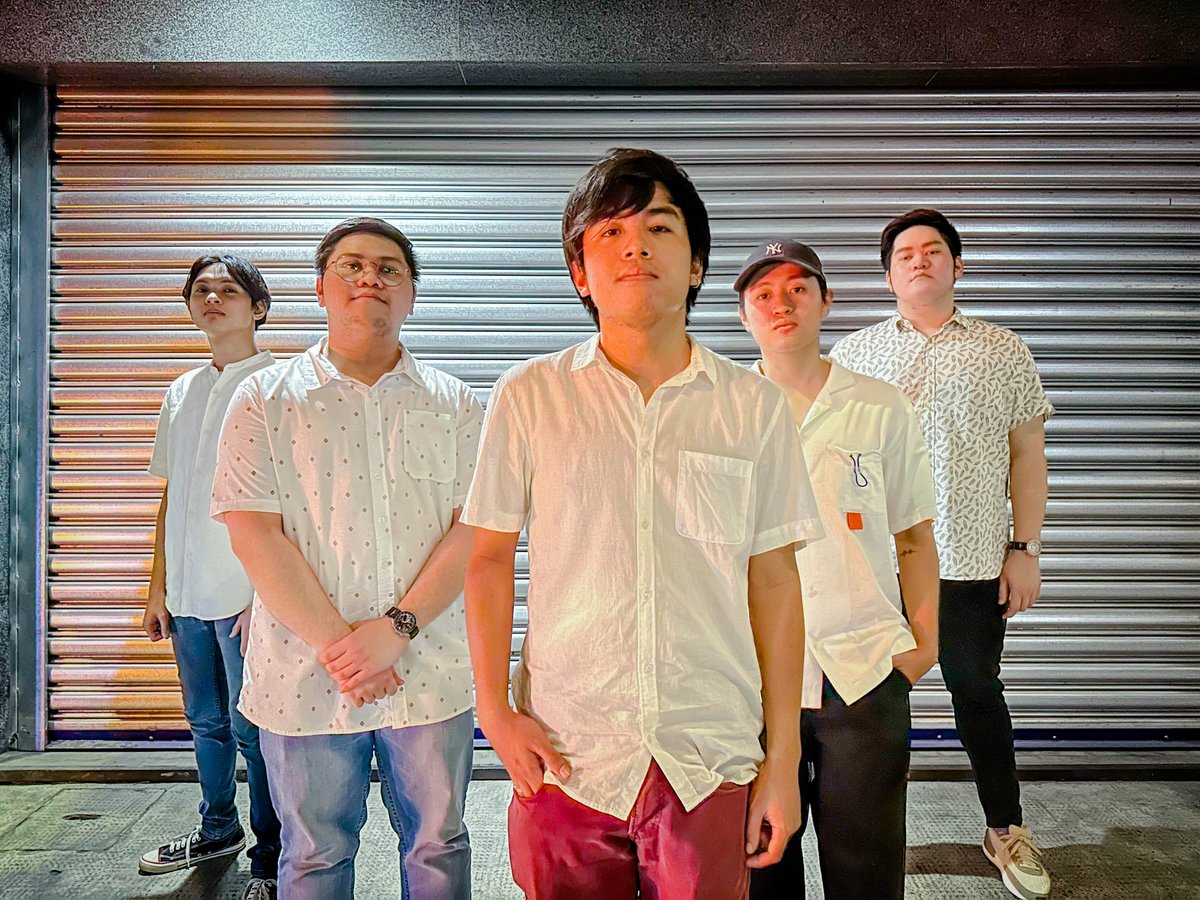 socialclimbmnl's tweet photo. new year, new photo, new music (in the works). book us for gigs, it's gonna be fun. https://t.co/KVvi1Bqqsr