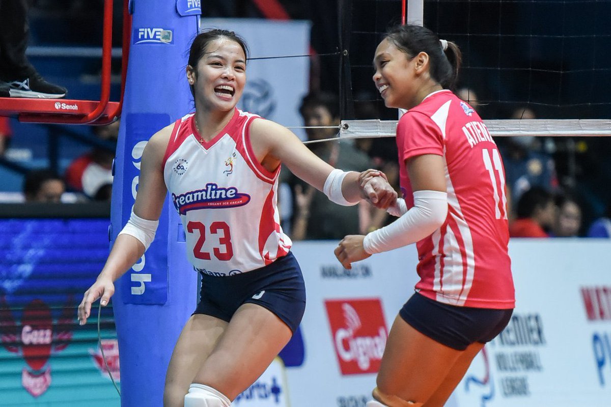 QueenJGOfficial's tweet photo. Congratulations our POG!! 💪🏻🔥 
congrats Creamline! 💖

📸 PVL Media Bureau https://t.co/VY6sXjd7yx