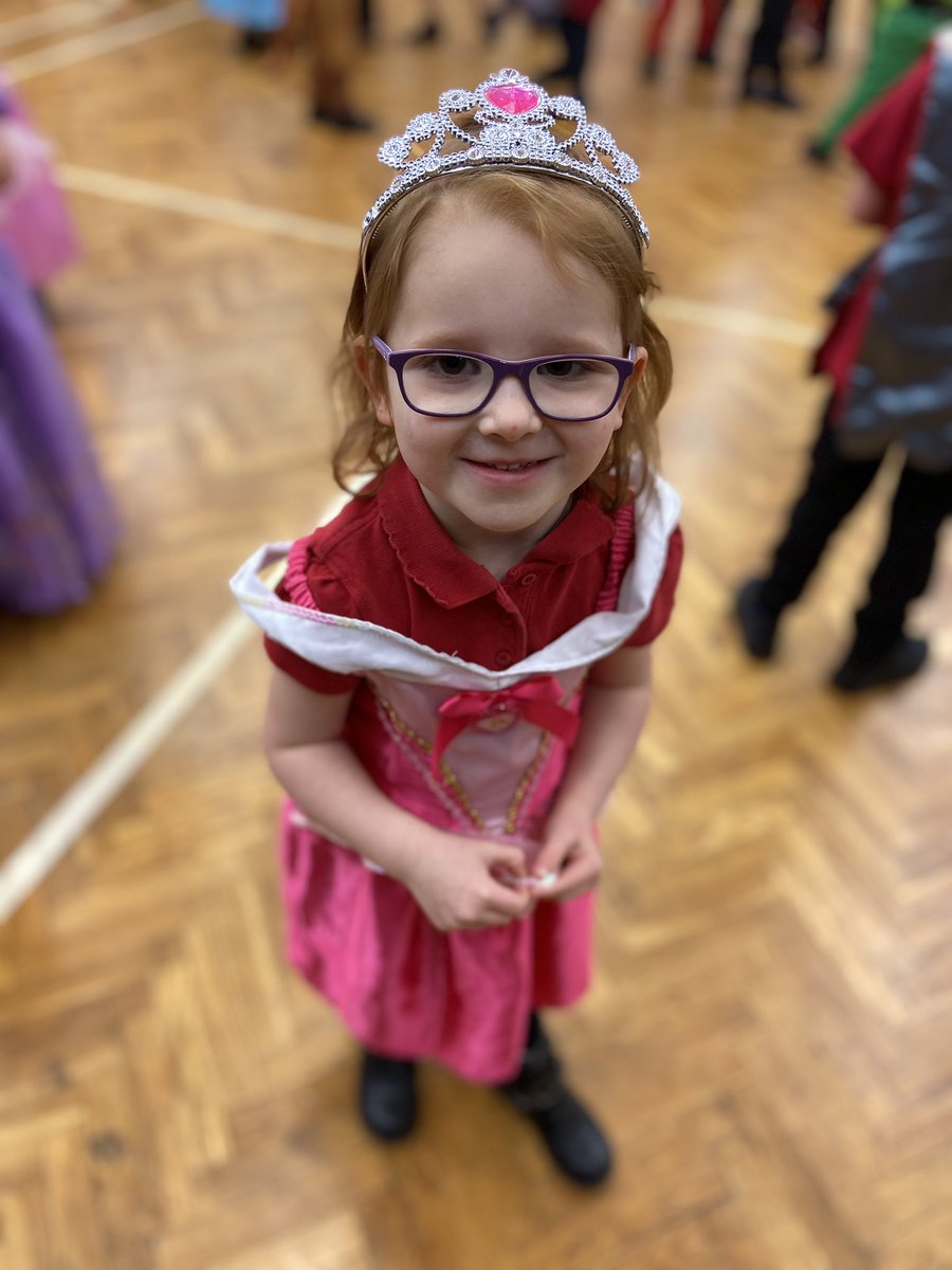 BrunswickS13's tweet photo. The F2 Fairytale ball has begun, donβt they all look fabulous. #excitinglearning #justanotherThursday π€©ππ§π»ββοΈπ§π¦ https://t.co/BLg9QV7Ecl
