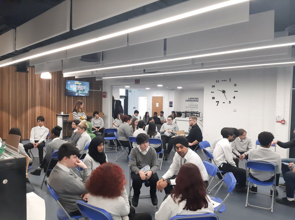 Logic_School's tweet photo. We are hosting a Careers Speed Networking event for our Year 10 and 11 students this morning. It is vital that our students hear about the options available to them Post Logic, so they can plan for an aspirational future! #CEIAG #LogicLife https://t.co/hYlDIkKp22