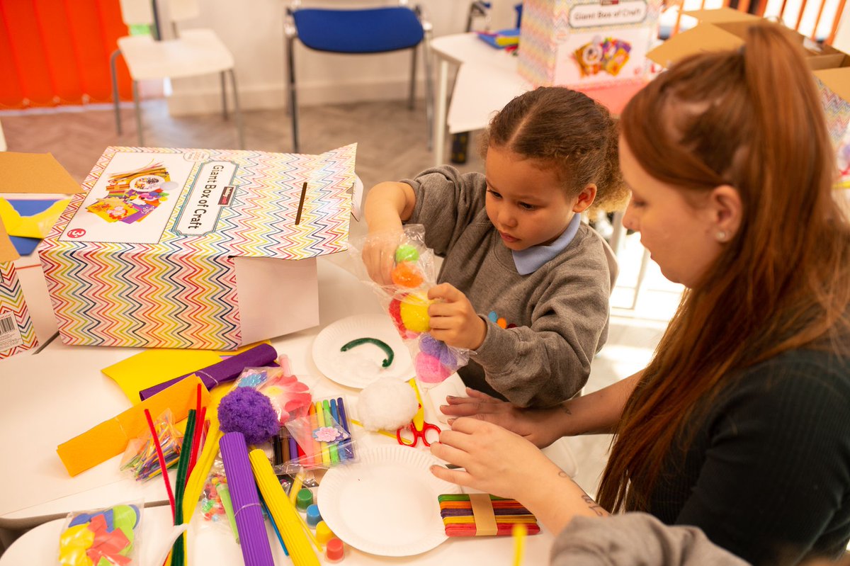 NNFestCC's tweet photo. We are proud to be a #LetsCraft2023 partner.
In partnership with @CraftsCouncilUK and @Hobbycraft, we aim to distribute up to 20,000 Let’s Craft packs to children throughout the country.
Find out more about Let's Craft here: https://t.co/nfDYD3K9Fz🎨 https://t.co/zdMvvglYbt