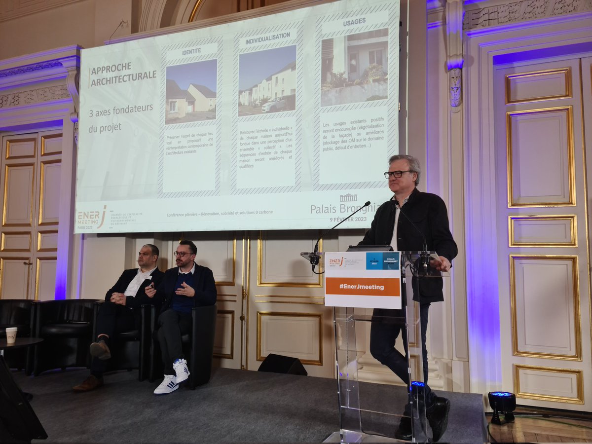 NOVABUILD_'s tweet image. 1er retour d'experience du plus important projet de massification de la #rénovation, 1500 logements en 4 lots. Avec Bruno Madelaine @ALH_49 et Edouard Robic #Redcat Architecture "le pas de côté, ça fonctionne quand tout le monde s'y met, quand on crée un mouvement" #enerjmeeting
