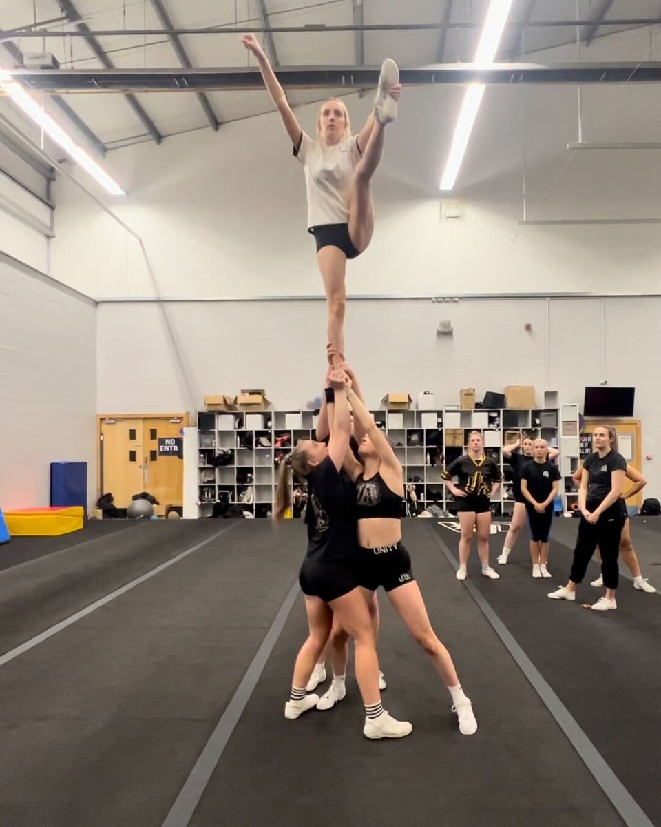 What does trialling the #9dayfortnight look like at Otta?

It looks like Joshua spending an extra day with his overjoyed 2-year-old, Becca training for a cheerleading competition, Sakshi picking out her wedding dress - and so much more! 

What would you do with an extra day off?