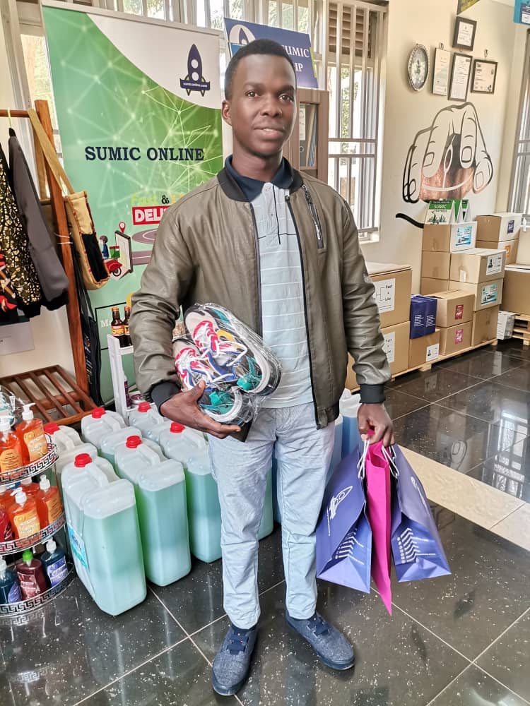 sumiconline's tweet photo. Shopping is more fun, fast and simple with @sumiconline. Interestingly, you can simply make your shopping list, send it to Sumic and everything is delivered at your door step ! 
Shop now ~ visit: https://t.co/LmwGOwgDmi 
#SumicOnline https://t.co/Xzzj1pbchb