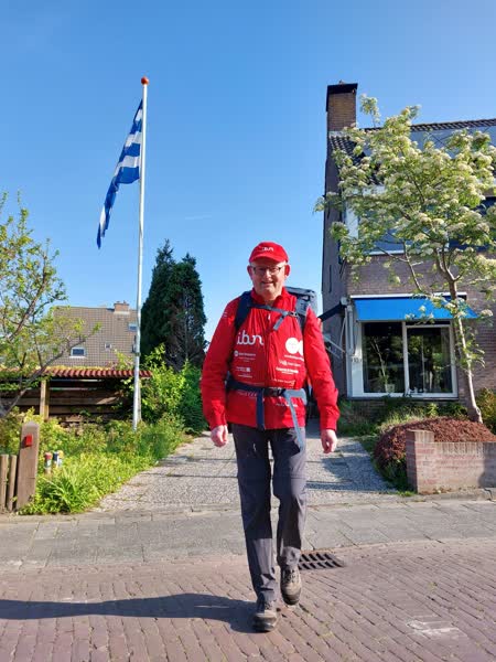 Ronald van Venrooij komt in actie voor Rode Kruis omroepmeierij.nl/omroepmeierij/…