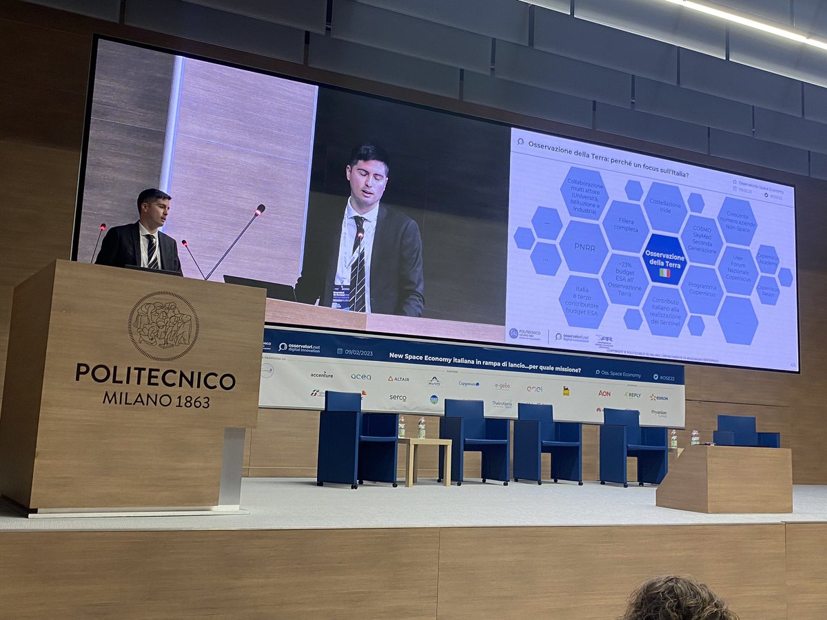Osserv_Digital's tweet photo. “L’Italia più ambire a giocare un ruolo sempre più importante in ambito Osservazione della Terra” Carlo Negri #OSE22 https://t.co/dn2PzKiiz0
