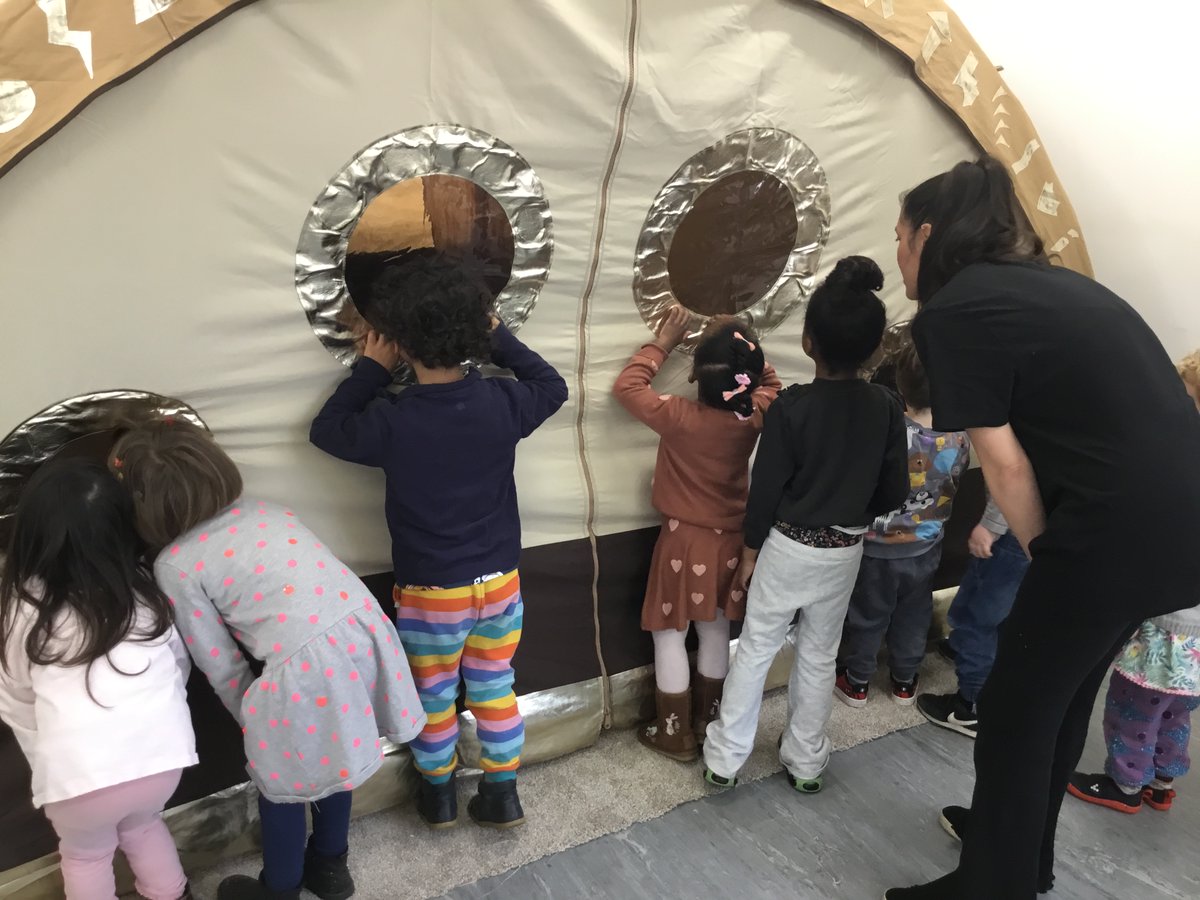 StroudGreenSch's tweet photo. Nursery have been exploring the communication pod with @GroundswellArts this week! #communication #earlyyears #excitinglearning #aweandwonder https://t.co/ZSyzcE7QDR
