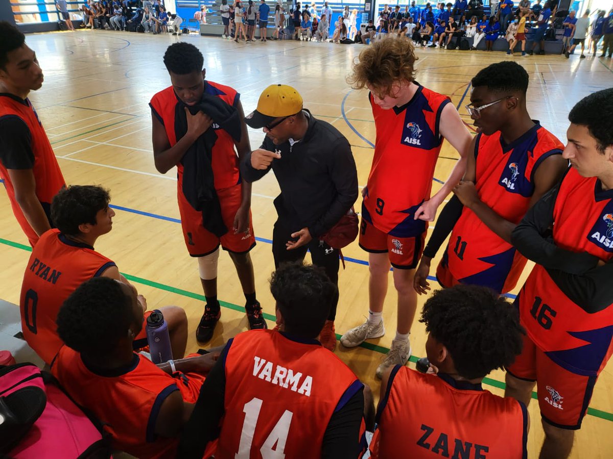 aislagos's tweet photo. We are thrilled to welcome back our High School students this week who attended the Boys and Girls Basketball WAISAL tournament in Ghana.
Our AISLagos Eagles played great and showed wonderful sportsmanship! What an awesome All-Star Team!! #GoEagles 🏀🙌
#WAISAL2023 #AISLagos https://t.co/h5cP0HHUAK