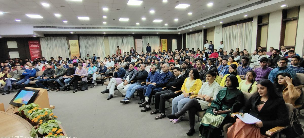 nikhilyogi_'s tweet photo. On 5th February ,2023 Vivekananda Kendra Delhi Branch launched its annual Youth Program  "Young India :Know Thyself" - Season 7. More than 300 Students and Faculty members of Delhi participated in the program. @yikt2020 https://t.co/YDzJWbVOOX