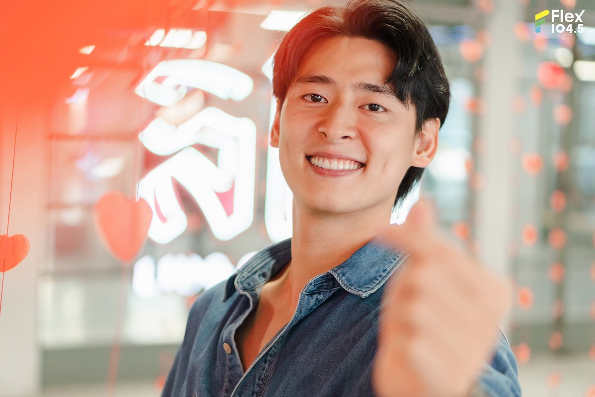 Flex_Connect's tweet photo. เปิดพิกัดถ่ายรูปธีม #วาเลนไทน์ สุดเก๋กลางใจเมืองที่สยามสแควร์ @ Lido Connect 
.
🥰 คนมีคู่ก็มาแชะภาพแบบหวานๆ 
😎 คนโสดก็เตรียมโพสต์ท่าให้ฉ่ำ
🤩 คนกำลังคุยก็มาถ่ายภาพเตรียมเปลี่ยนสถานะกันได้เลย
.
📌 พิกัดหน้า Lido Connect
.
#FlexConnect #Flex1045 #ValentinesWeek #naptvik https://t.co/T95LKWORqv