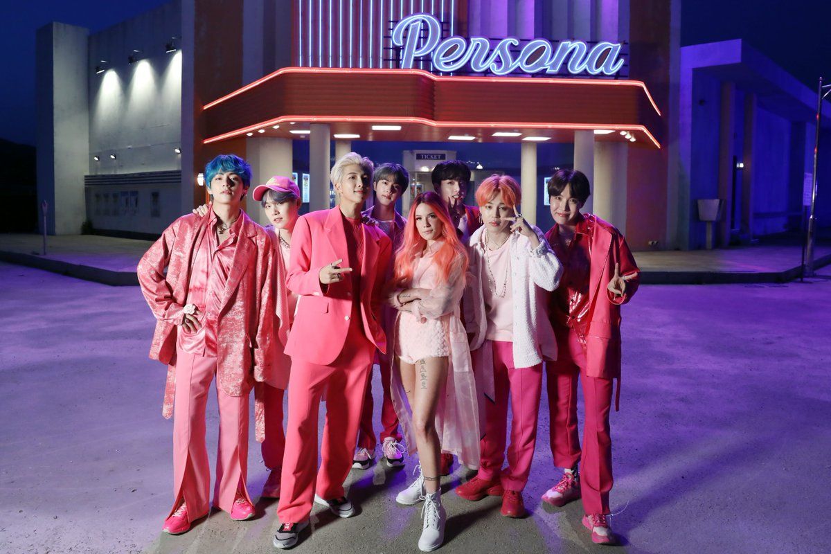 Bts_OnSpotify's tweet photo. "Boy With Luv" is now the first Korean Song to surpass 1 BILLION streams on Spotify History.
It's @BTS_twt 3rd song to reach this milestone. https://t.co/dfXvN3aV9e