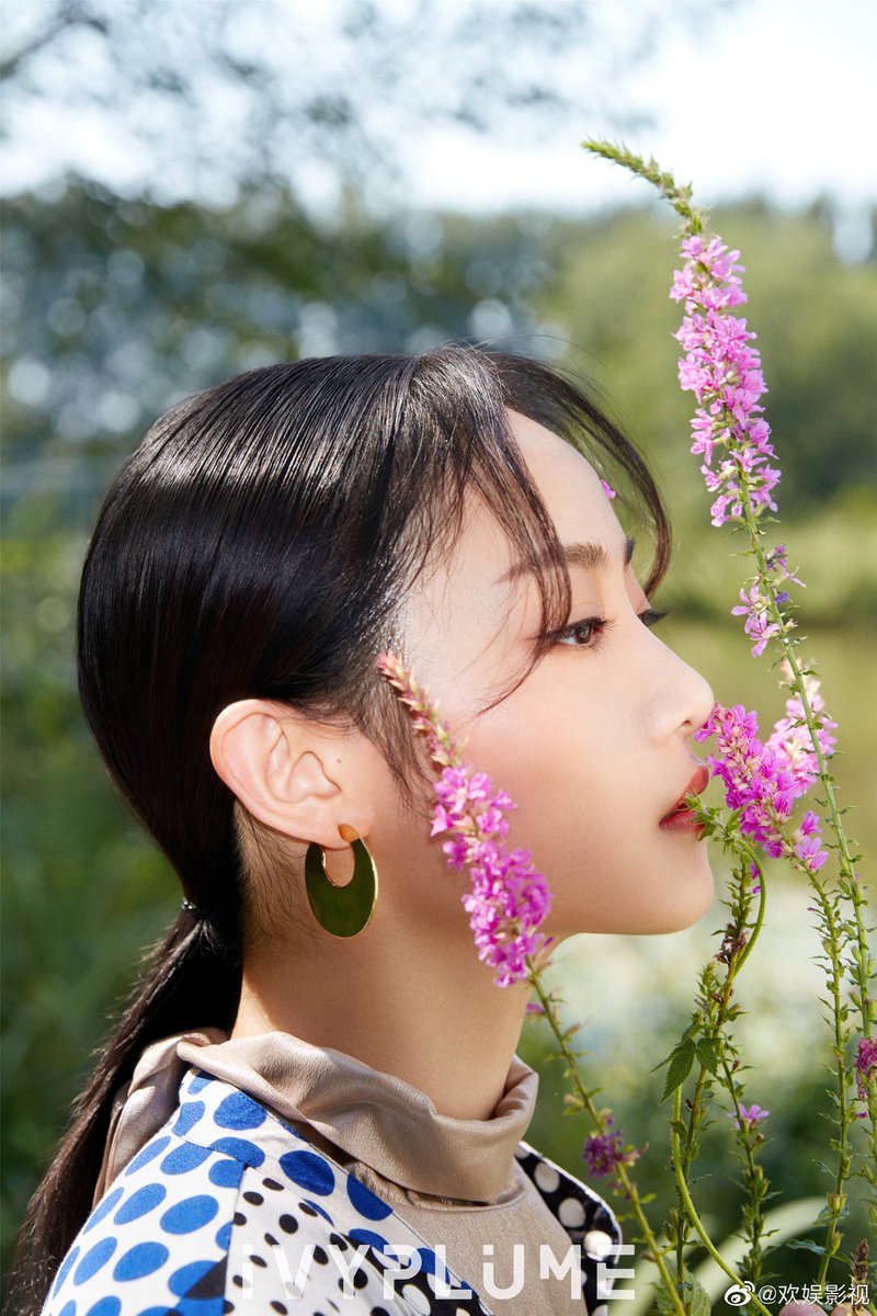 mdramagirl's tweet photo. [Thread #1semaine1actrice #1semaine1acteur #1week1actress #1week1actor]
▪️ #WuJiayi (#吴佳怡). https://t.co/IuOzJtGAvb