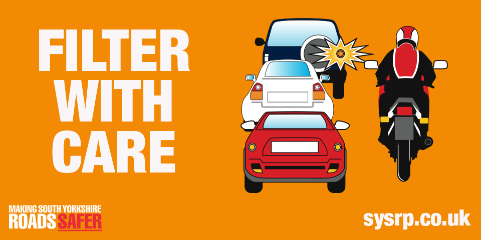 SYSaferRoads's tweet photo. MOTORCYCLE SAFETY ποΈπ: Filtering is one of the great benefits of riding, BUT sometimes the safer option is to hang-back & wait for the right time. #thinkbike #filterfriendly #CommuteSafeSY #barnsley #doncaster #sheffield #rotherham @NewRiderHub @MAGUKCentral @SYFR @LovetoRide_ https://t.co/C2WzEN0AyC