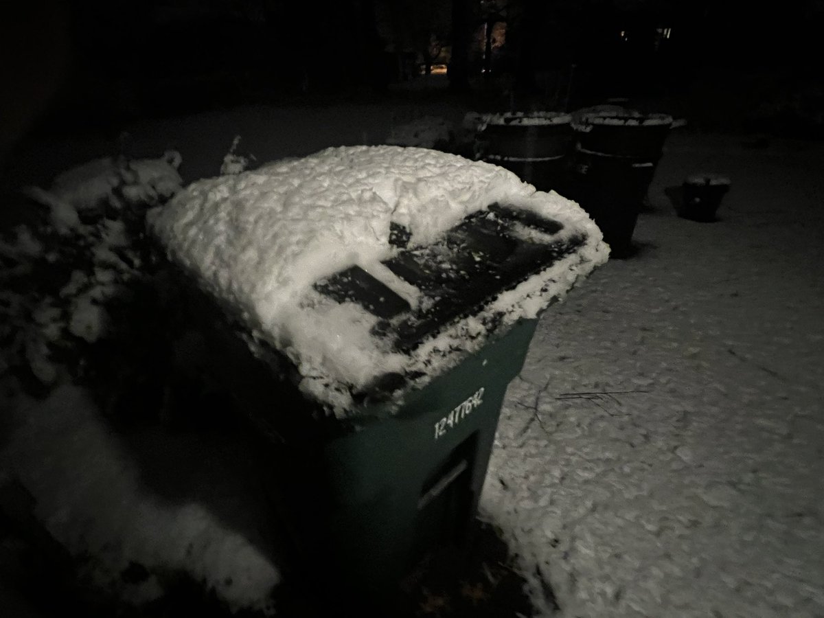 blginkc's tweet photo. @lnanderson Almost 20 in Old Leawood this morning https://t.co/7hXA2Q0yl0