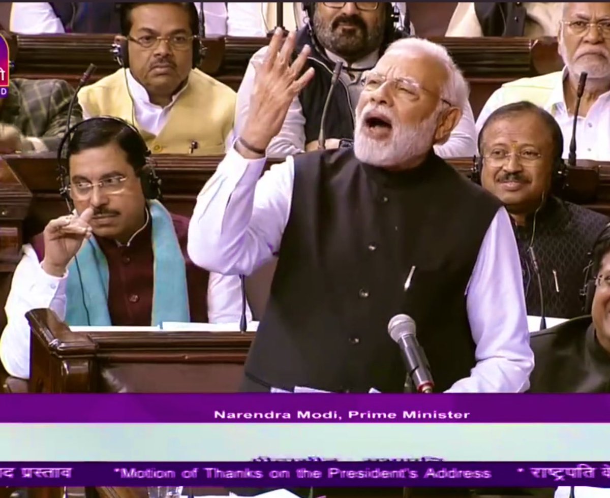 AMISHDEVGAN's tweet photo. 'देश देख रहा है, एक अकेला कितनों पर भरी पड़ रहा है' @narendramodi https://t.co/XnpaaCywXu