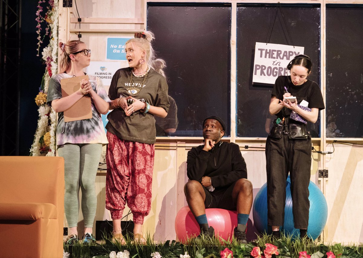 Josie Daxter tweet media