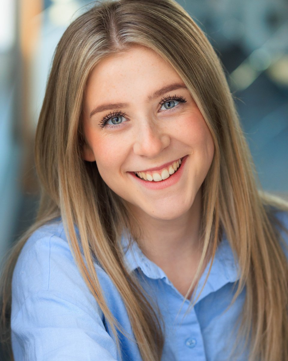 northover_c's tweet photo. Here are some new photos of my face by the amazing Nicholas Dawkes https://t.co/6eD0CKcCJ0
