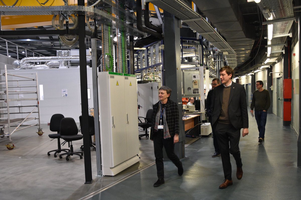 Sincrotró ALBA💡 (@albasynchrotron) on Twitter photo Ahir vam tenir l’oportunitat de mostrar les nostres instal.lacions al Secretari General d’Empresa i Treball, Oriol Sagrera, i el Director General d’Indústria <a href="/oalcoba/">Oriol Alcoba</a> <a href="/empresacat/">Empresa</a> <a href="/gencat/">Generalitat de Catalunya</a> Ahir vam tenir l’oportunitat de mostrar les nostres instal.lacions al Secretari General d’Empresa i Treball, Oriol Sagrera, i el Director General d’Indústria <a href="/oalcoba/">Oriol Alcoba</a> <a href="/empresacat/">Empresa</a> <a href="/gencat/">Generalitat de Catalunya</a>