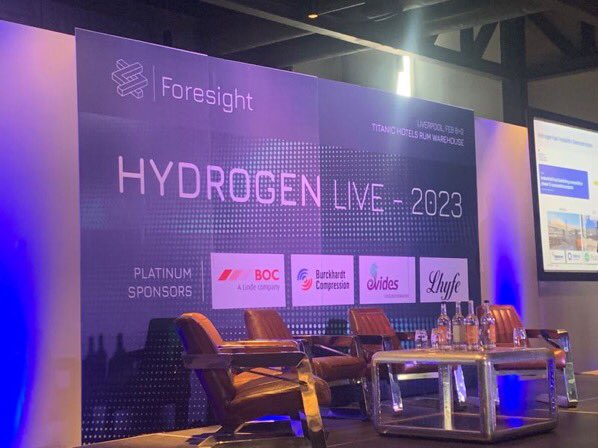 WalesinIreland's tweet photo. Delighted to support @BritEmbDublin visit to #hydrogen cluster @HyNetNW this week.

Excellent tours &amp; insights @ESBGroup @ProgressiveEne1 @LtdStanlow &amp; @VertexHydrogen before attending Hydrogen live.

Look forward to further collaborations with @IrelandHydrogen on #Cleanenergy ✅ https://t.co/wkyDShJmwi
