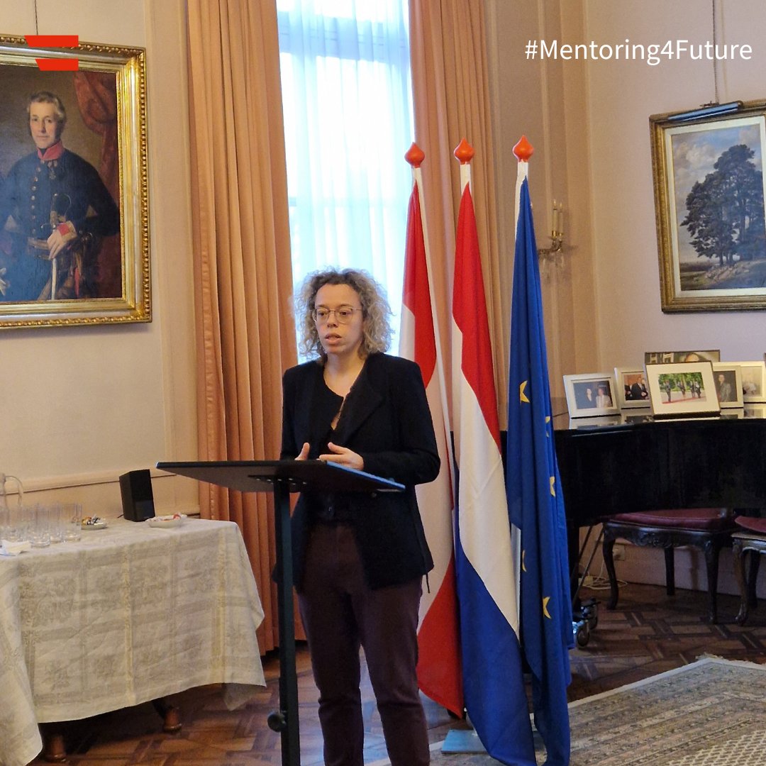 AustriainNL's tweet photo. 11 mentors and 21 mentees participated already and #Mentoring4Future continues! On 8 Feb mentors and mentees reunited in the 🇦🇹 Residence. @AntoPdeSousa kicked off the event with a keynote on the #ICC Strategy on Gender Equality and Workplace Culture. https://t.co/gAzPwJGL2L