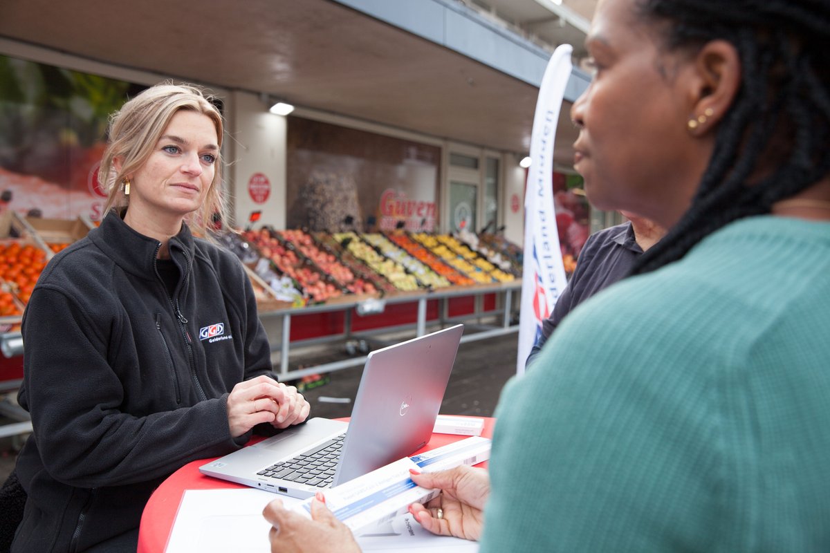 🆕 Herhaalprik Arnhemse wijken

Corona herhaalprik halen in Arnhem? De GGD gaat vaccineren in de wijken. In de vertrouwde omgeving van een buurthuis of moskee 🕌

▪️ Lees meer 👉 bit.ly/GGDWijkenArnhem 
▪️ Ontdek de locaties 👉 ggdgm.nl/waarenwanneer 

#GGDGM #Arnhem #corona