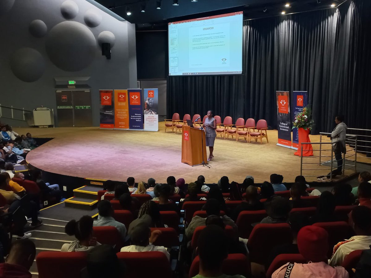 go2uj's tweet photo. Today at the College of Business and Economics First Year Seminar 2023, students were welcomed by the Executive Dean and the School of Directors.
#UJFYS
#UJFirstYears23
#UJFYS23 https://t.co/3HBcSSd68o