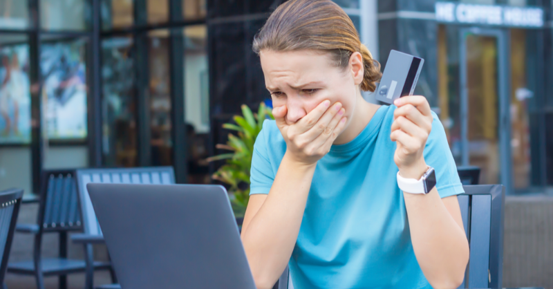 Besoin d'être alerté sur les dernières #arnaques ? Besoin de conseils si vous êtes une victime ou juste un témoin ? <a href="/SignalArnaques/">Signal-Arnaques</a> suit l'actualité des arnaques en temps réel pour vous informer au quotidien. #alertearnaque Abonnez-vous !