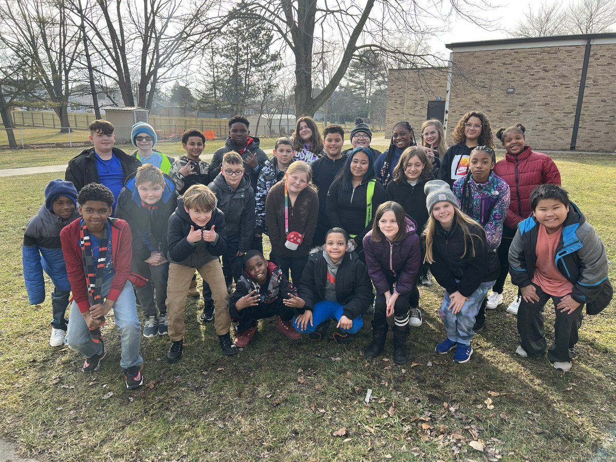 When no one is absent (on count day)….you get a pic! Schmidty kiddies rock! <a href="/FraserSchools/">Fraser Public Schools</a> #Edisonshines