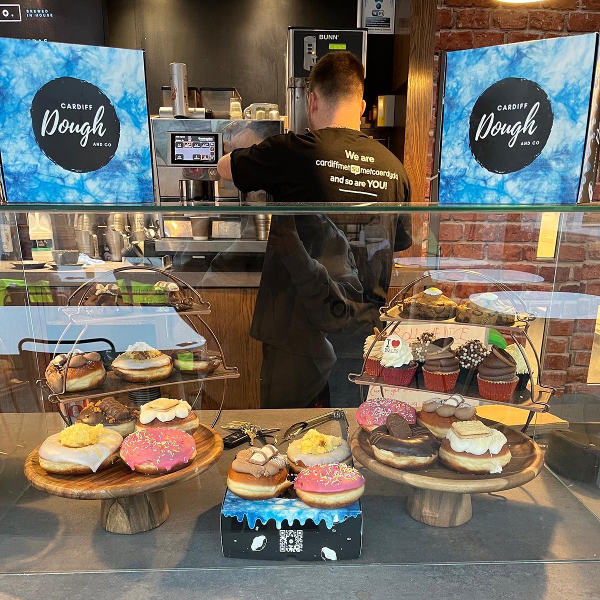 Cardiff Met SU (@cardiffmetsu) on Twitter photo You doughnut want to miss this! π©
Weβve teamed up with <a href="/CardiffDoughCo/">CardiffDoughandCo</a> to bring you a HOLE range of delicious doughnuts, here in Centro!
Make sure to keep your eyes peeled though archersβ¦ thereβs more to comeπ You doughnut want to miss this! π©
Weβve teamed up with <a href="/CardiffDoughCo/">CardiffDoughandCo</a> to bring you a HOLE range of delicious doughnuts, here in Centro!
Make sure to keep your eyes peeled though archersβ¦ thereβs more to comeπ