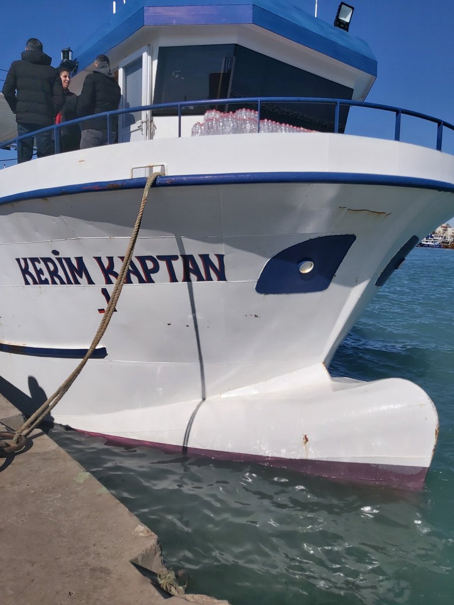 Adana Kabataş'tan yardım malzemeleri yüklü trol teknesiyle Hatay Çevlik'e doğru yola çıktık.
