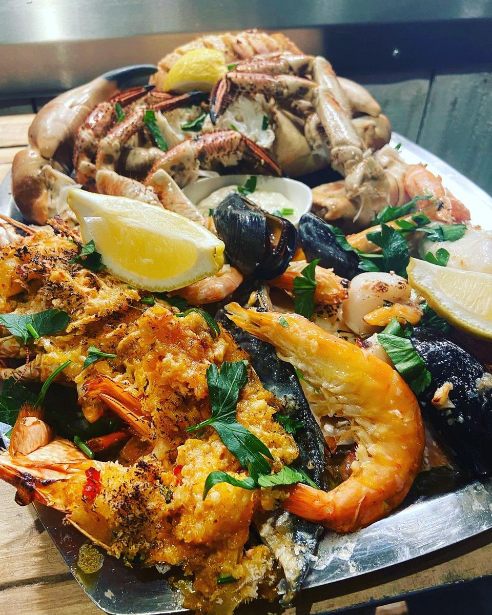 🦞🦀🎉
REPOST 
----
📸 from The Quayside: Just a few of our favourite dishes from 2022 😍 what are you looking forward to eating with us in 2023 ? #favourite #seafood #lobster #crab #spidercrab #redmullet #seabass #johndory #linguine #risotto #hake #skate #tripadvisor #number1