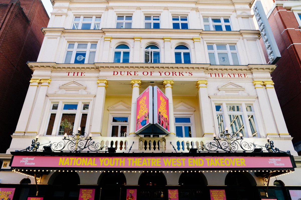 NYTofGB's tweet photo. ⭐️ Tomorrow afternoon we're inviting agents &amp; casting directors to join us for an Industry Performance, supported by our friends @Spotlight, of Much Ado About Nothing starring @NYTREPCompany making their West End debuts

Agents &amp; Casting Directors Sign up https://t.co/tCTjljAAZy https://t.co/JwVzDuu9Cz