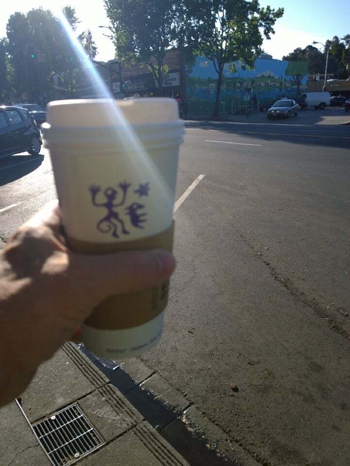 darnhotpeppers's tweet photo. I'm at Peet's Coffee &amp; Tea! Mornin joe https://t.co/LK0zoMmCyk