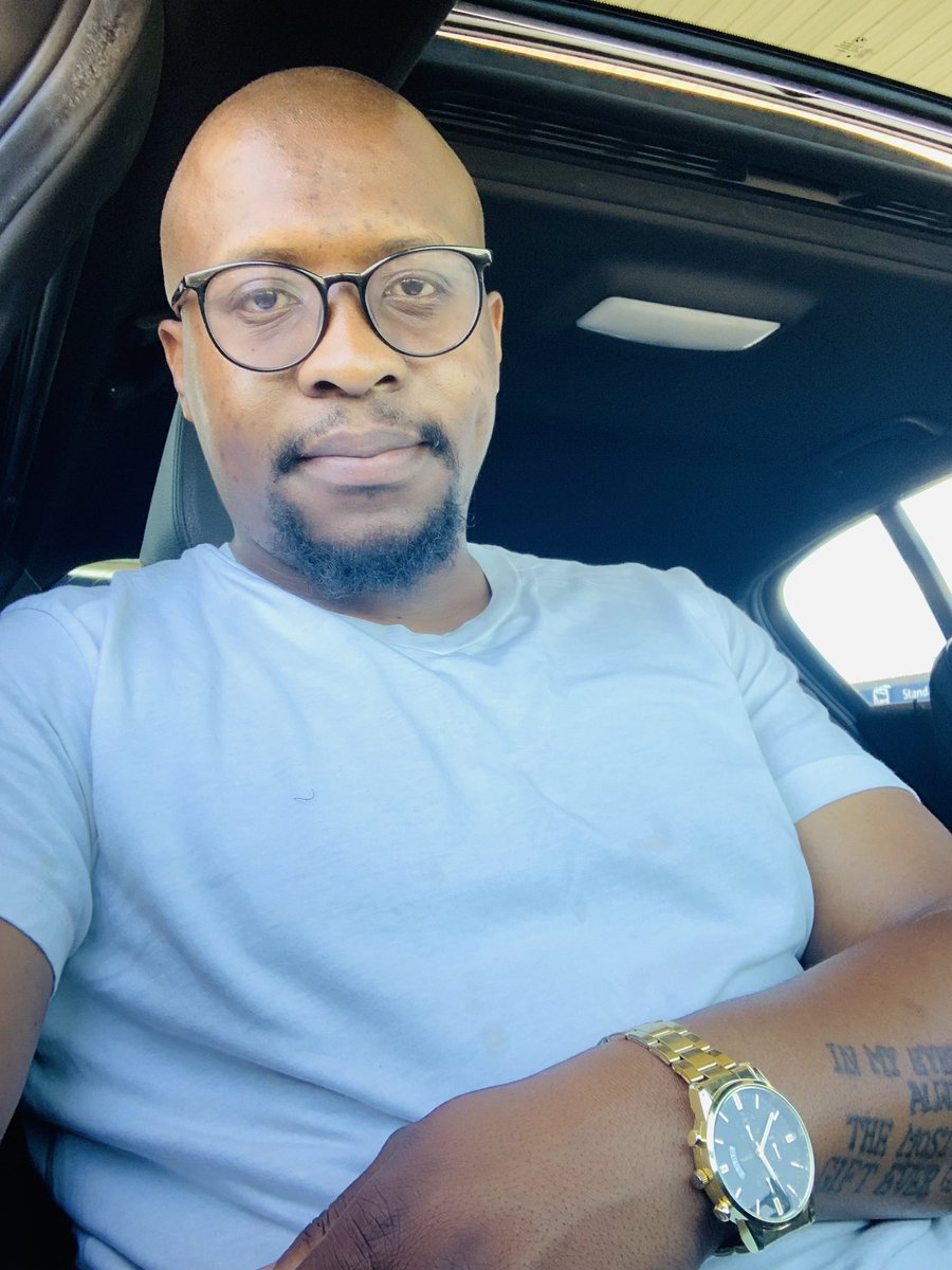 Molo Manda tweet media