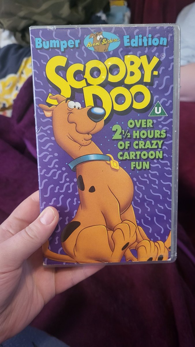 Time to watch some scooby doo 
#scoobydoo #vhs #SeriesTime #vhstape #nostalgia #90s #hannahbarberacartoons #hannahbarbera #animationseries #seriescollector