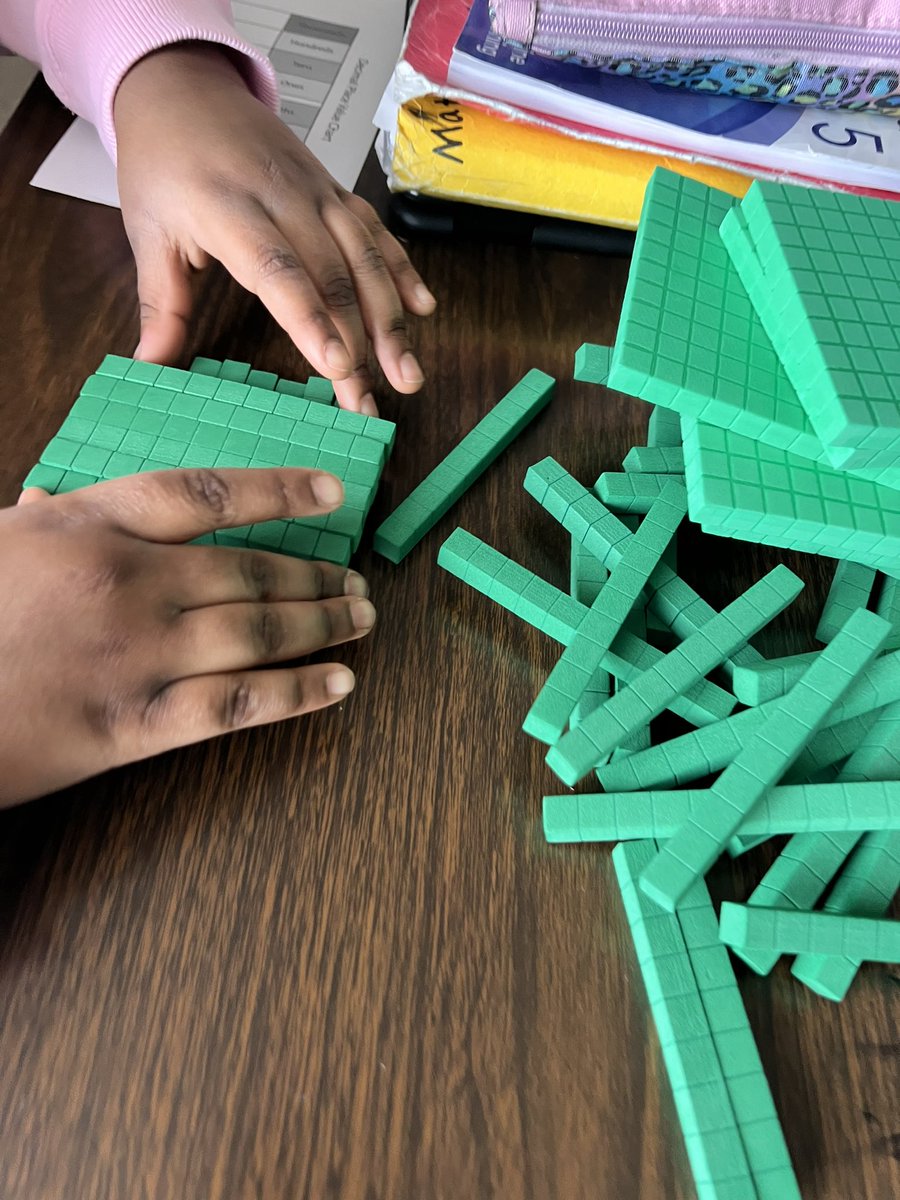 Fifth graders and base-ten blocks to represent decimal place value! S engagement was on point as they modeled and discussed their thinking! #mathchat #edchat