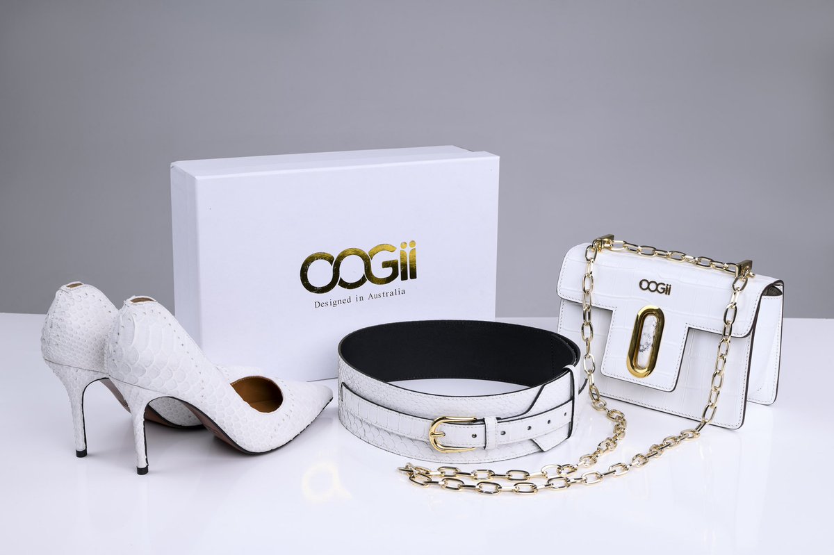 OOGIIHEELS's tweet photo. Цагаан гоё тээ 🤍

#оогий #oogii #white #oogiiheels https://t.co/JCVO2SKKAw