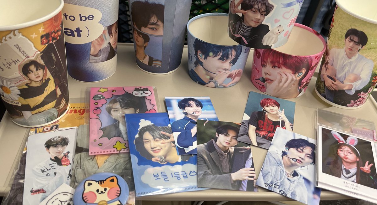jung_____won's tweet photo. 本日の��ンイルカフェでゲットしたもの
＆買ったもの！！！
来年は国試で無理っぽいのでほんとに今年行けてよかった🥹🥹 https://t.co/R0UliG32cG