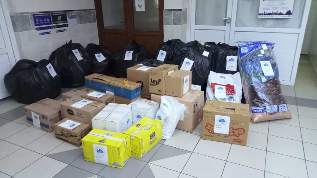 İlçe Millî Eğitim Müdürlüğümüzün koordinesinde topladığımız ihtiyaç maddelerini AFAD'a teslim ettik. Tüm SSAL'a ailesine minnettarız.
<a href="/Osmangazi_MEM/">Osmangazi İlçe Milli Eğitim Müdürlüğü</a>
<a href="/GurhanCokgezer/">Gürhan Çokgezer</a>