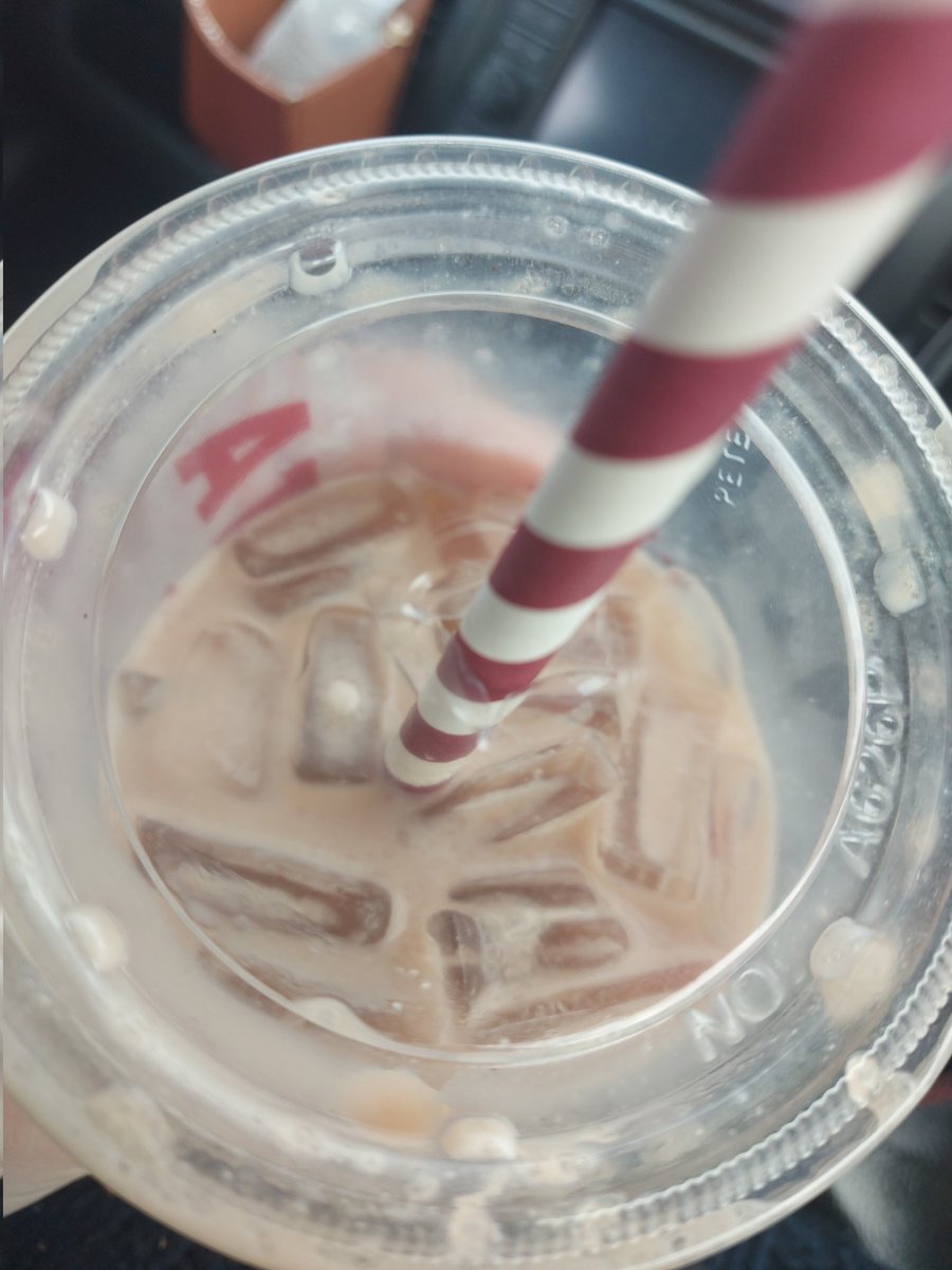 AbbsMortimer's tweet photo. @CostaCoffee is this what a rolo milkshake meant to look like , milk with ice cubes ?? If so you can not class that as a milkshake https://t.co/VRo7BvdcGw