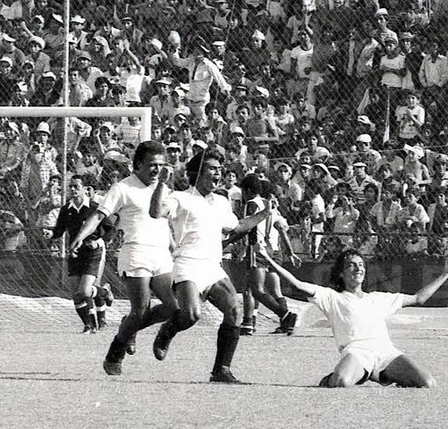 Aclarando que se trata del famoso Universitario 🅤 6 - Alianza 3 🏆 Jugado en el estadio de Matute por Copa Libertadores 1979