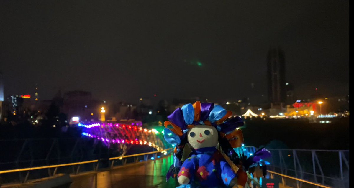 EmbaMexIrn's tweet photo. La muñeca Lele originaria del Pueblo Mágico de Amealco, Querétaro 🇲🇽, se encuentra visitando Teherán 🇮🇷 
#LelePorElMundo difunde la cultura de México y de sus pueblos originarios. 
@SRE_mx @DiplomaciaPubl @DGPolitico_SRE @gobqro @QroTravel @SECULTQro https://t.co/XuYivUFIZX