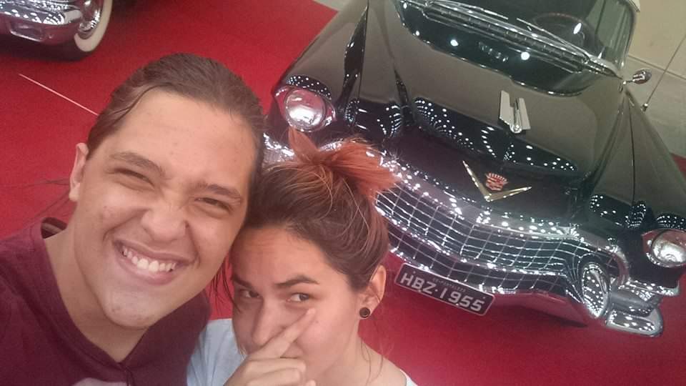 t1ggre's tweet photo. Feliz aniversário de uma das pessoas que eu mais amo nesse mundo @el_torresmo ! Talvez essa quenga nem veja isso, mas eu precisava fazer mesmo assim pq é a irmã mais velha que eu nunca tive e que a faculdade botou no meu caminho. Te amo amiga, sinto muito sua falta. https://t.co/Lfd8UN6qU0
